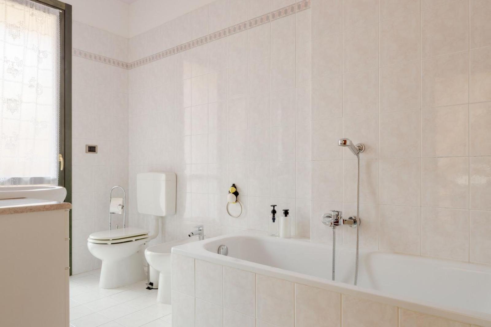 Casa Louise - Appartamento Don Bedetti Bologna Esterno foto