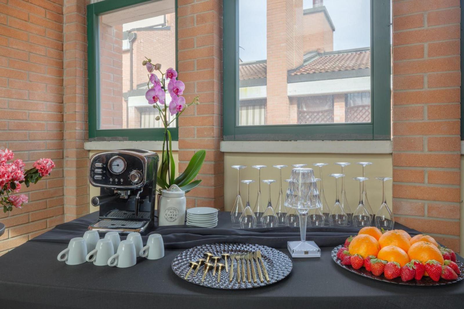 Casa Louise - Appartamento Don Bedetti Bologna Esterno foto